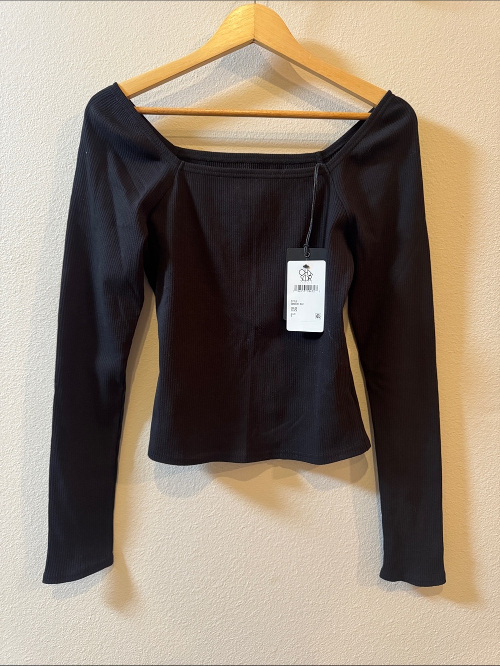 NWT Small Chaser Brand Black Off-Shoulder Ribbed Long Sleeve Top!